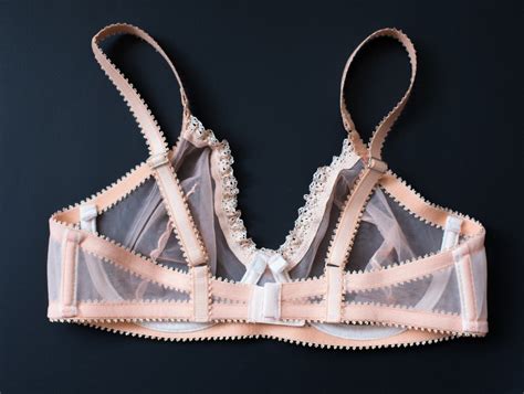 lilunderwear owner  Designed in Canada, by women, for women